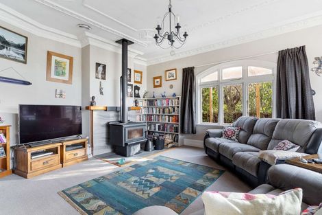 Photo of property in 1 Cossens Street, Balclutha, 9230