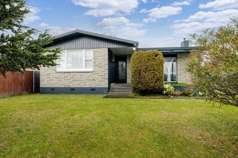 Photo of property in 2 Ajax Place, Highbury, Palmerston North, 4412