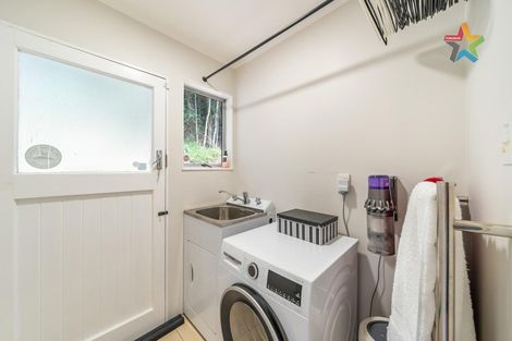 Photo of property in 4 John Street, Stokes Valley, Lower Hutt, 5019