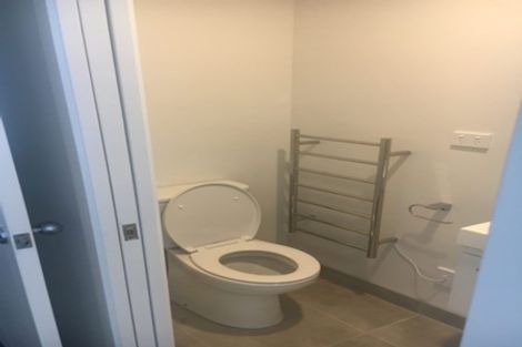 Photo of property in 2/113 Knighton Road, Hillcrest, Hamilton, 3216