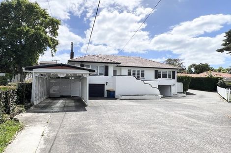 Photo of property in 1/132 Nile Road, Milford, Auckland, 0620