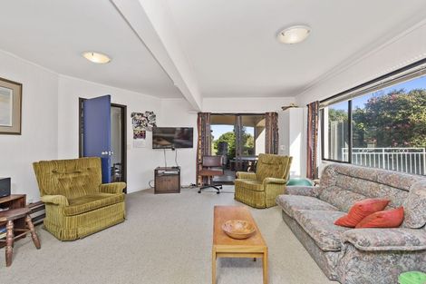 Photo of property in 110 Oceanbeach Road, Mount Maunganui, 3116