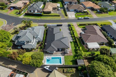 Photo of property in 10 Oleander Lane, Mount Maunganui, 3116