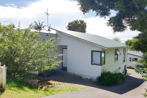 Photo of property in 18 Dunraven Place, Torbay, Auckland, 0630