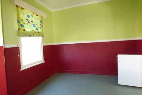 Photo of property in 12 Ranfurly Street, Kurow, 9435