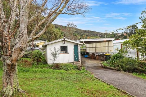 Photo of property in 7 Tawhai Street, Stokes Valley, Lower Hutt, 5019