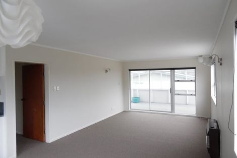 Photo of property in 2 Rajkot Terrace, Broadmeadows, Wellington, 6035