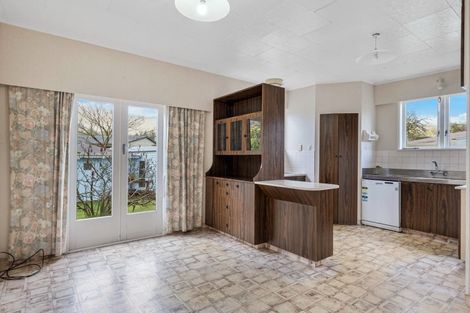 Photo of property in 4 Milton Street, Stokes Valley, Lower Hutt, 5019