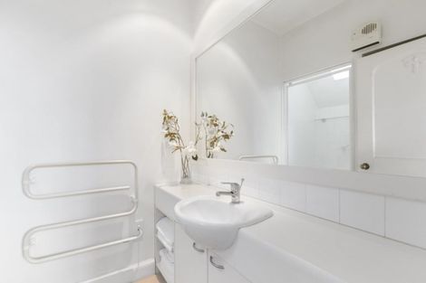 Photo of property in 365 Stuart Street, Roslyn, Dunedin, 9010