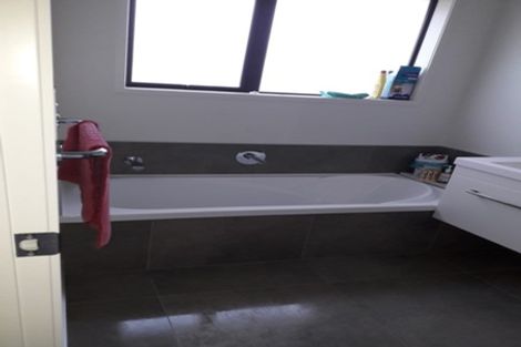 Photo of property in 8 Ewins Lane, Pokeno, 2402