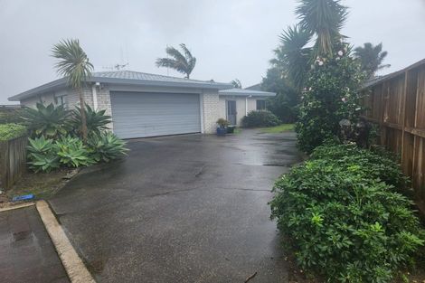 Photo of property in 66 Evans Road, Papamoa Beach, Papamoa, 3118