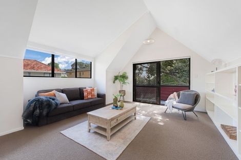 Photo of property in 91a Uxbridge Road, Cockle Bay, Auckland, 2014