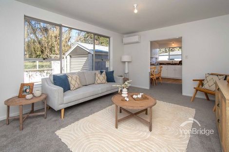 Photo of property in 2/72 Waratah Street, Avondale, Christchurch, 8061