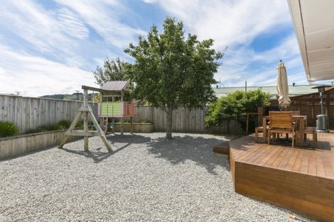 Photo of property in 27a Ebdentown Street, Ebdentown, Upper Hutt, 5018