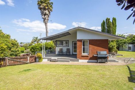 Photo of property in 32 Lynwood Place, Brookfield, Tauranga, 3110