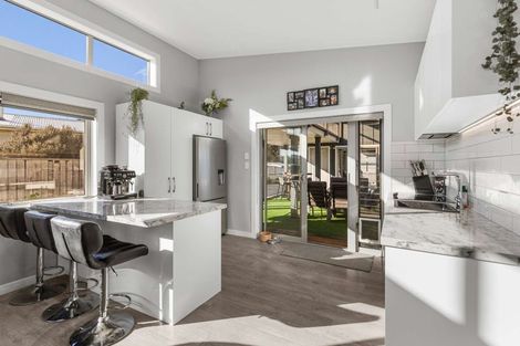 Photo of property in 60 Rua Avenue, Waitarere Beach, Levin, 5510