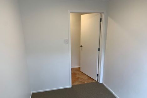 Photo of property in 1/26 Finn Place, Totara Vale, Auckland, 0629