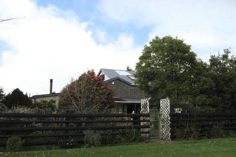 Photo of property in 118 Fairfield Road, Levin, 5510