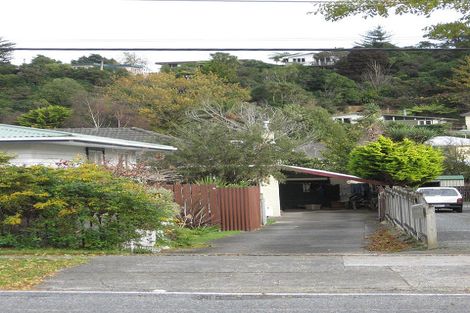 Photo of property in 60 Glen Road, Stokes Valley, Lower Hutt, 5019
