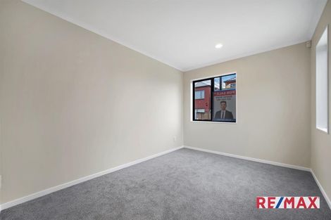 Photo of property in 33 Combat Street, Papakura, 2110
