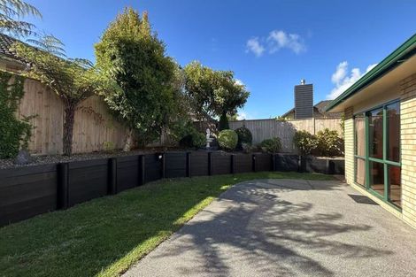 Photo of property in 3 Reinheimer Place, Flat Bush, Auckland, 2016