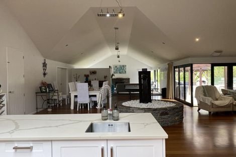 Photo of property in 343 Whitehills Road, Waitoki, 0994