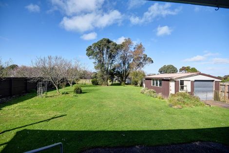 Photo of property in 28 Suther Street, Waverley, 4510