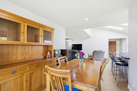 Photo of property in 4 Botany Lane, Whitby, Porirua, 5024