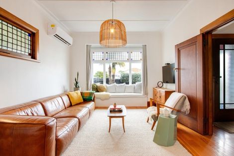 Photo of property in 113 Nelson Crescent, Napier South, Napier, 4110