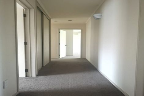 Photo of property in 24 Travers Place, Northpark, Auckland, 2013