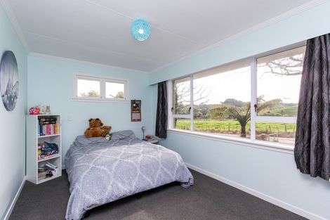 Photo of property in 142 Awai Road, Tarurutangi, New Plymouth, 4372