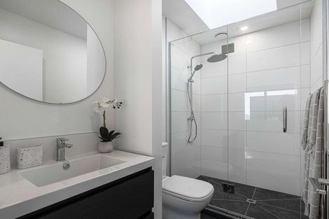 Photo of property in 2/10 Brockworth Place, Riccarton, Christchurch, 8011