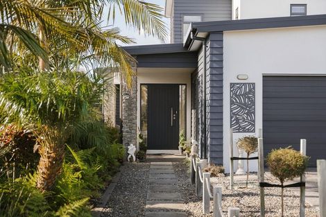 Photo of property in 37 Coast Boulevard, Papamoa Beach, Papamoa, 3118