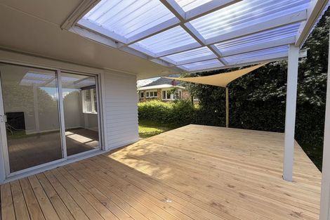 Photo of property in 27 Island View Road, Western Heights, Rotorua, 3015