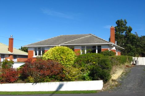 Photo of property in 35 Brockville Road, Glenross, Dunedin, 9011