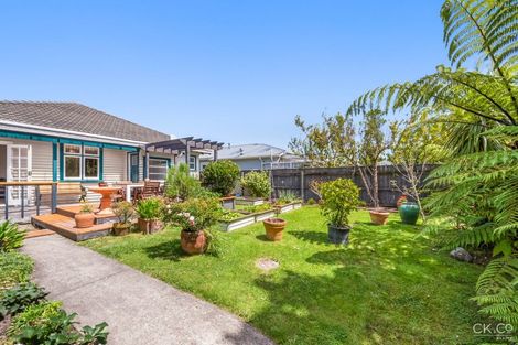 Photo of property in 25 Maire Street, Woburn, Lower Hutt, 5010