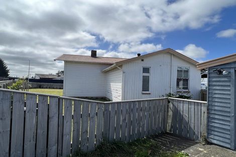 Photo of property in 7 Seddon Street, Dannevirke, 4930