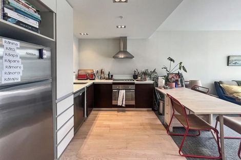 Photo of property in Revolucion Apartments, 301e/28 Torrens Terrace, Mount Cook, Wellington, 6011