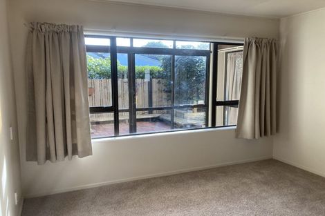 Photo of property in 2/136 Karori Road, Karori, Wellington, 6012