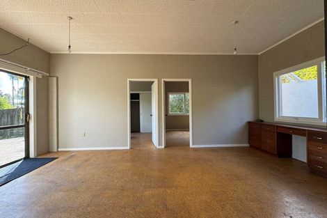 Photo of property in 893 Whangaparaoa Road, Manly, Whangaparaoa, 0930