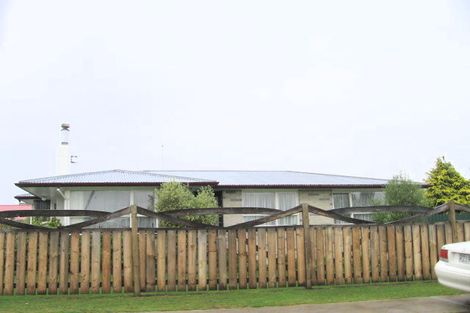 Photo of property in 402 Kotuku Street, Camberley, Hastings, 4120