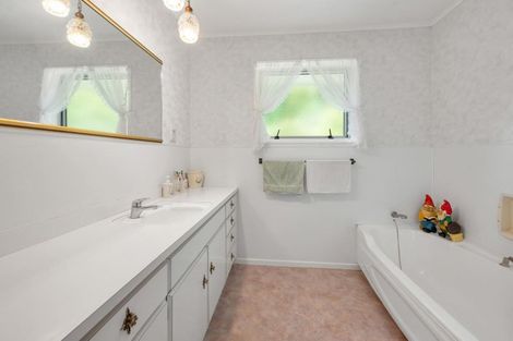 Photo of property in 3 Tihi Road, Springfield, Rotorua, 3015