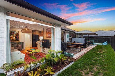 Photo of property in 2 Glenvale Place, Pyes Pa, Tauranga, 3112