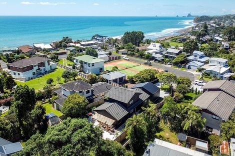 Photo of property in 23 Linda Street, Oakura, 4314