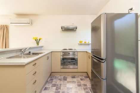 Photo of property in 54 Hamilton Avenue, Ilam, Christchurch, 8041