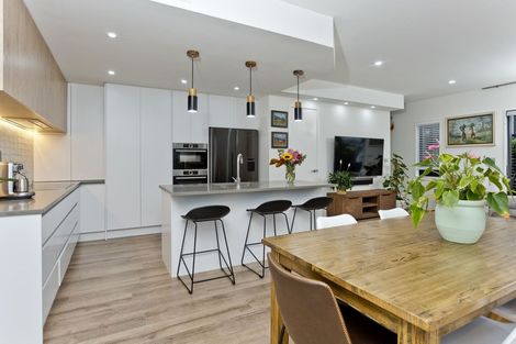 Photo of property in 8 Windlass Street, Long Bay, Auckland, 0630