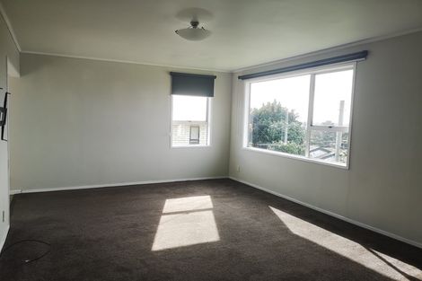 Photo of property in 70 Hillside Road, Mount Wellington, Auckland, 1062