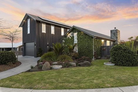 Photo of property in 13 Awanui Crescent, Matakana, Warkworth, 0985