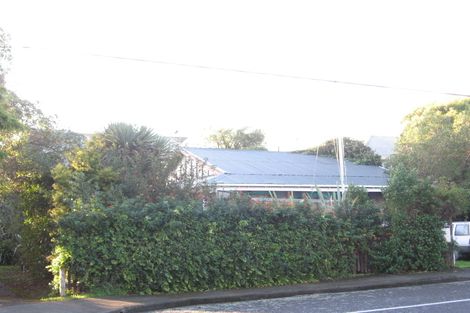 Photo of property in 8a Wharemauku Road, Raumati Beach, Paraparaumu, 5032