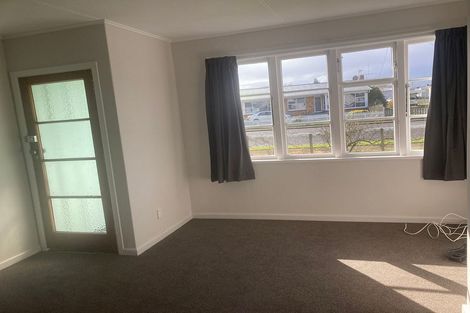 Photo of property in 7 Hayward Road, Ngatea, 3503